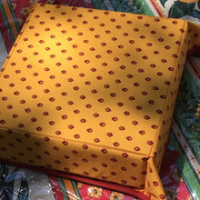 Load image into Gallery viewer, fabric provence traditional french basket organizers